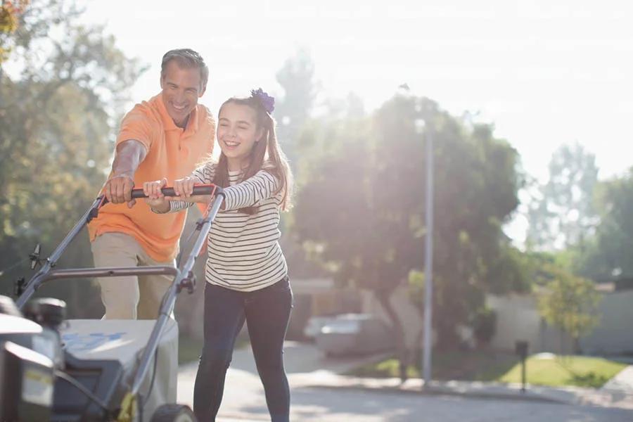 lithium battery powered lawn mowers